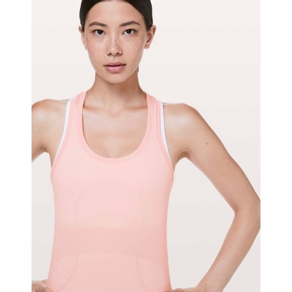 Lululemon Swiftly Tech Racerback
Dusty Pink